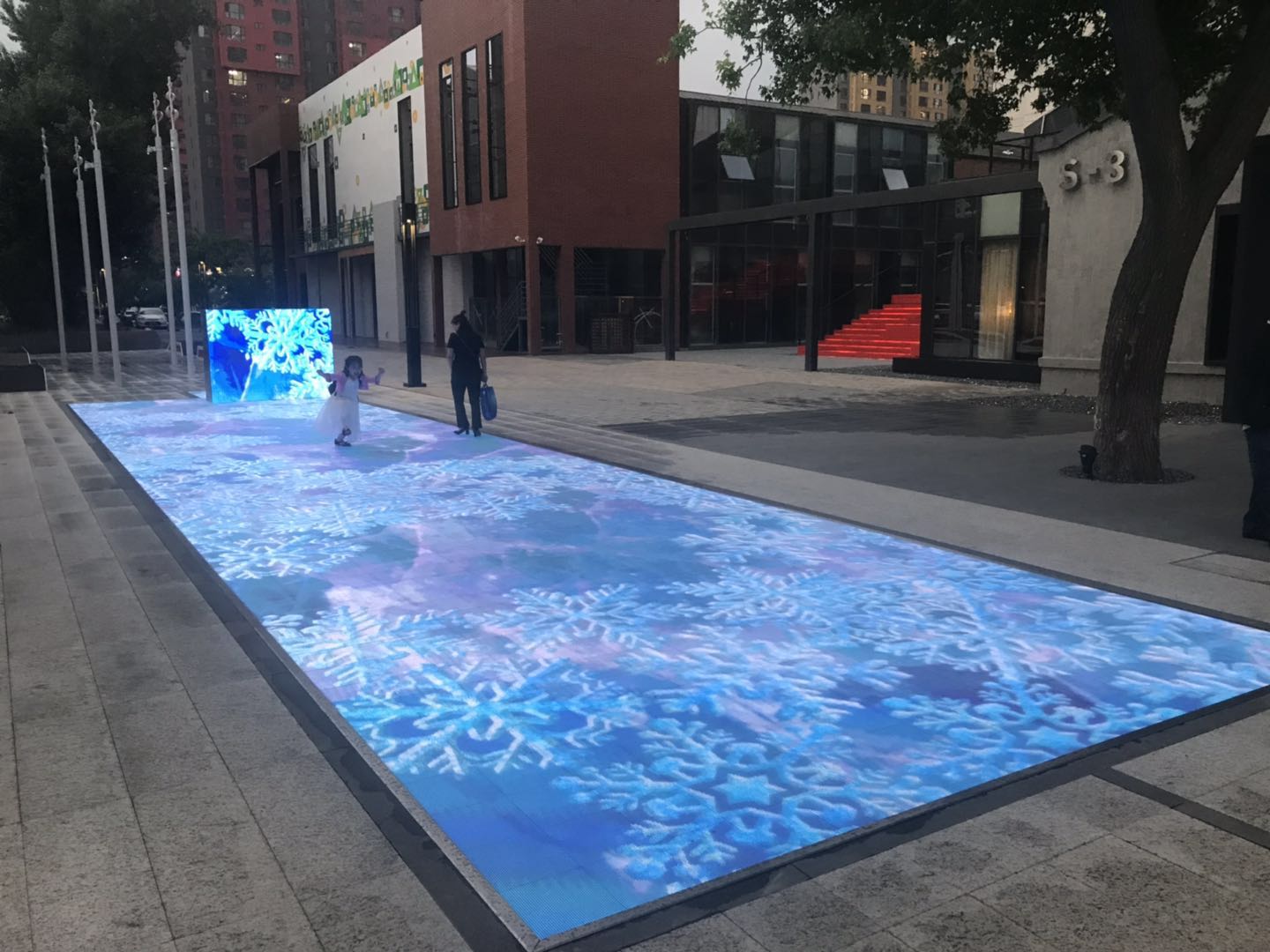 Interactive floor panels manufacturer