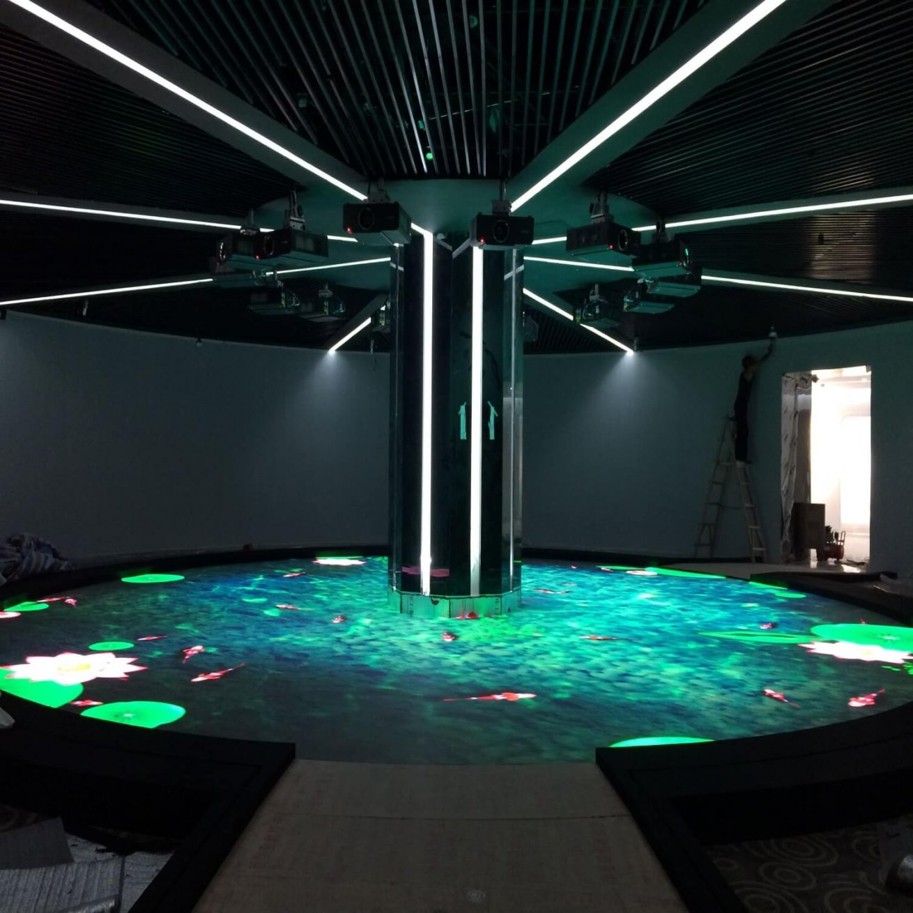 huge led screen