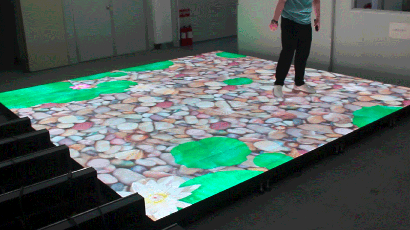 LED-video-floor-play-video-effect